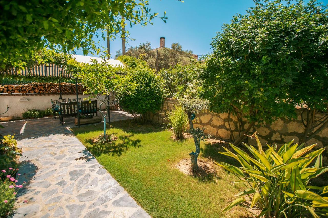 Alacati Albatross Hotel Екстер'єр фото