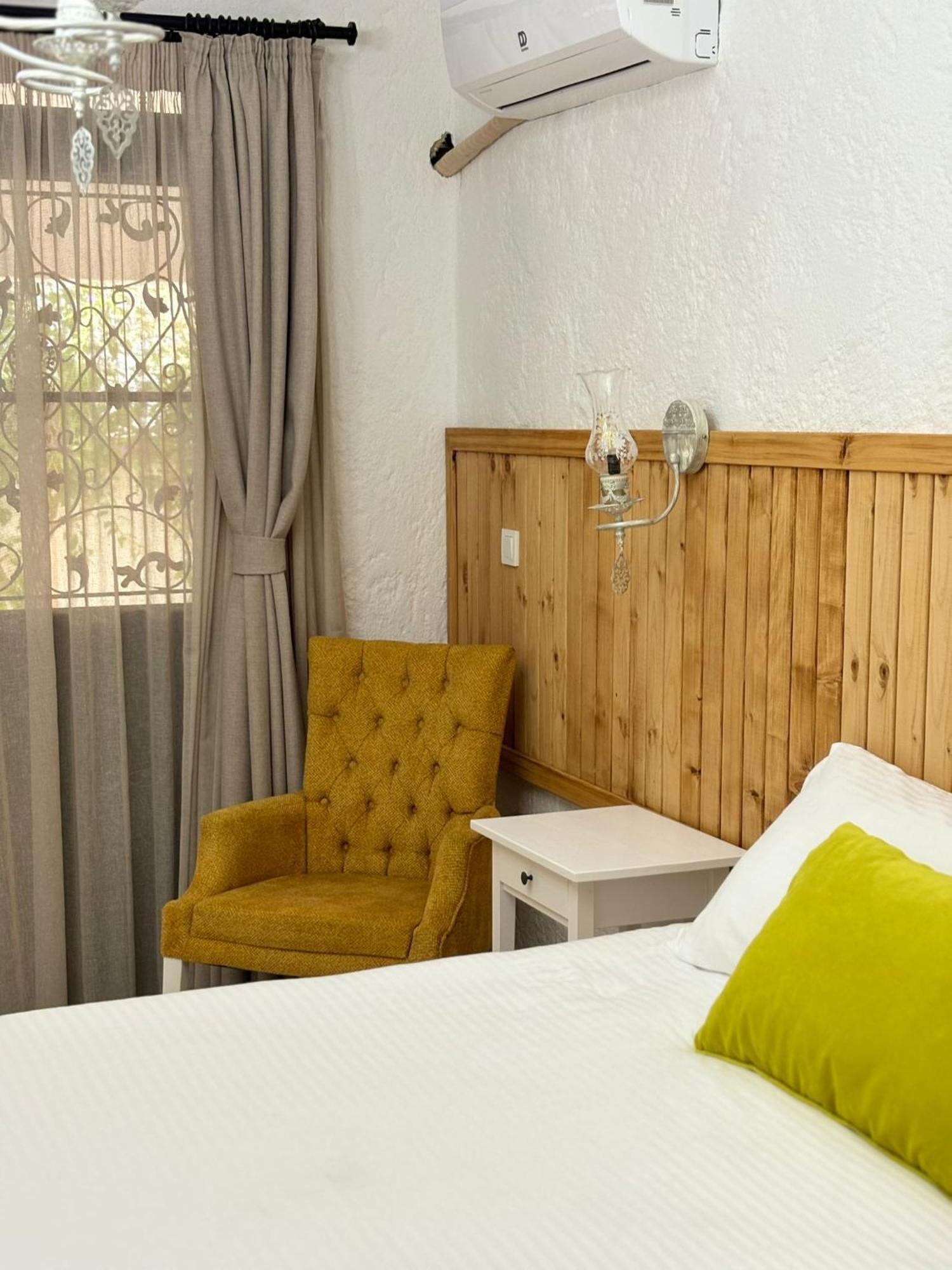 Alacati Albatross Hotel Екстер'єр фото